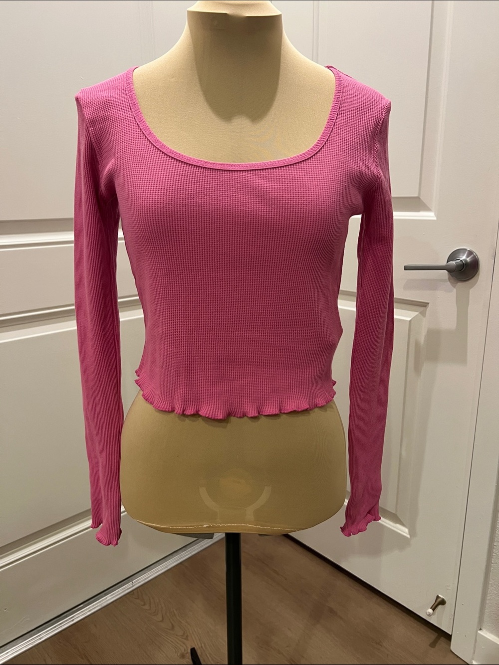Forever 21 Pink Ribbed Scoop-Neck Long Sleeve Top